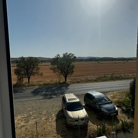 Sunny Day 5 Apartment